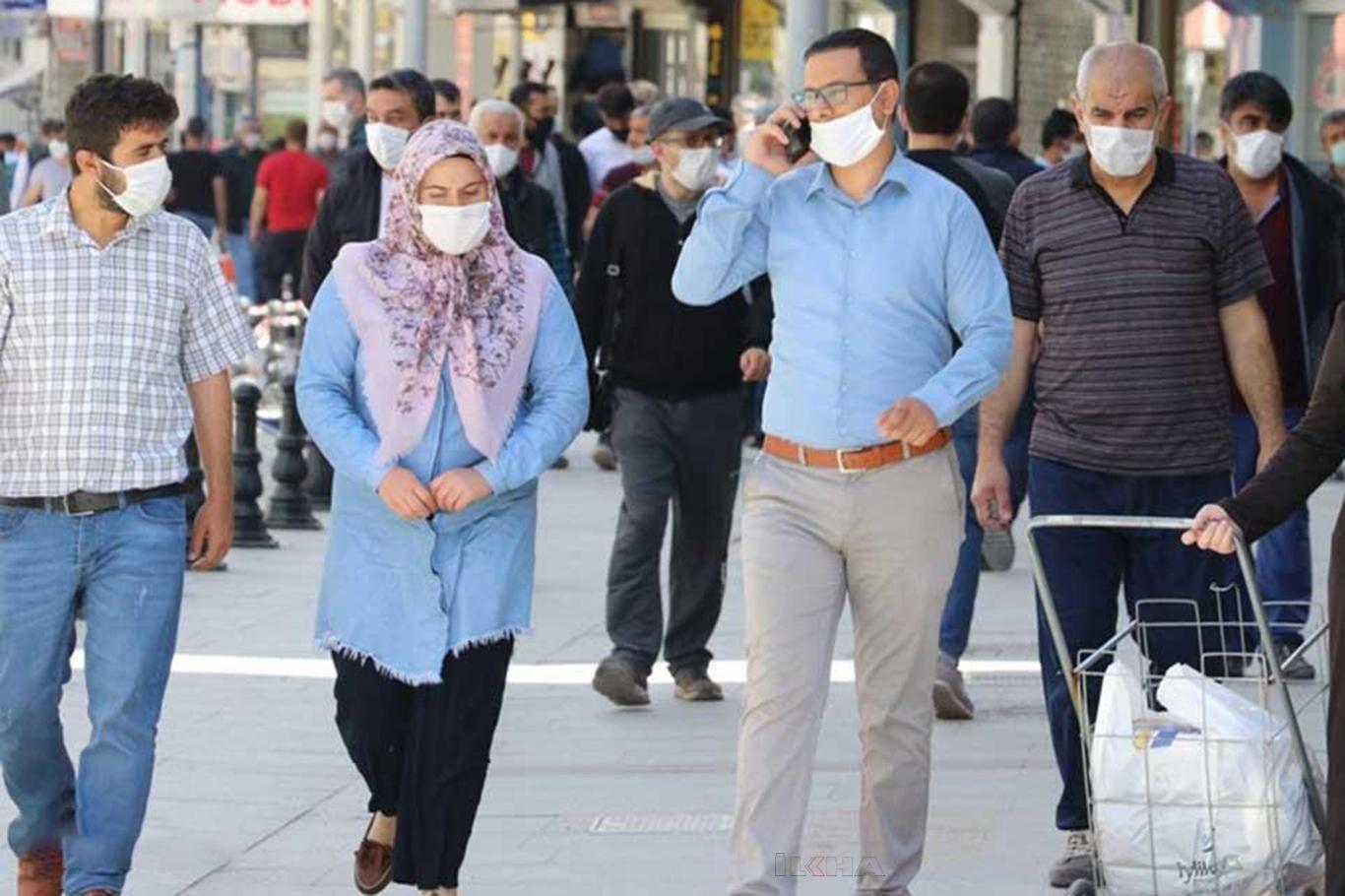 Ağrı'da kent genelinde maske takma zorunluluğu getirildi